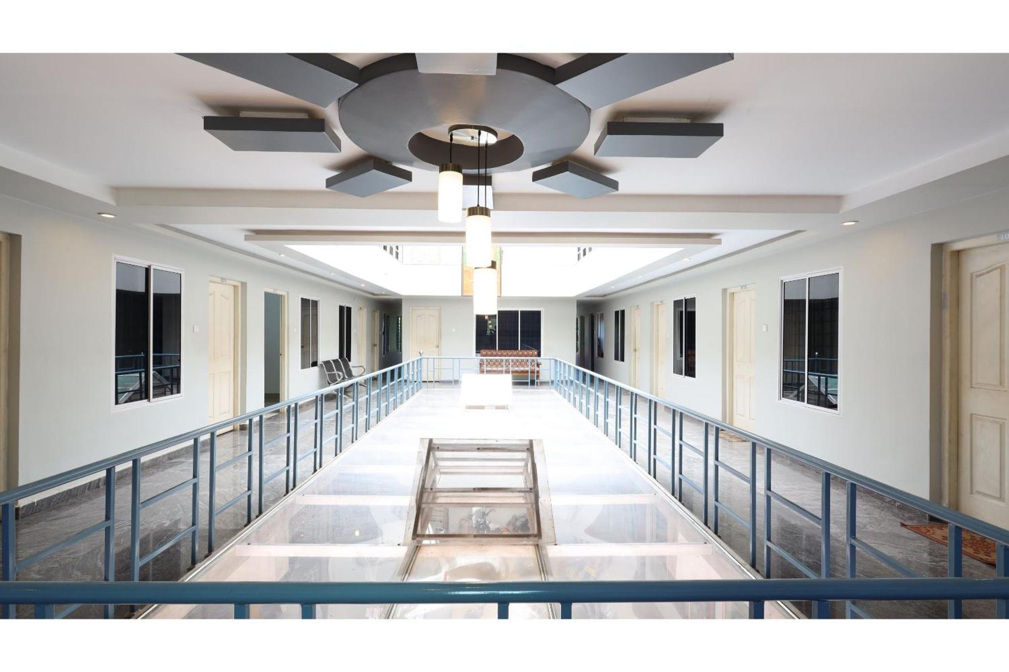 Thrissur Collection O Ar Square酒店 外观 照片